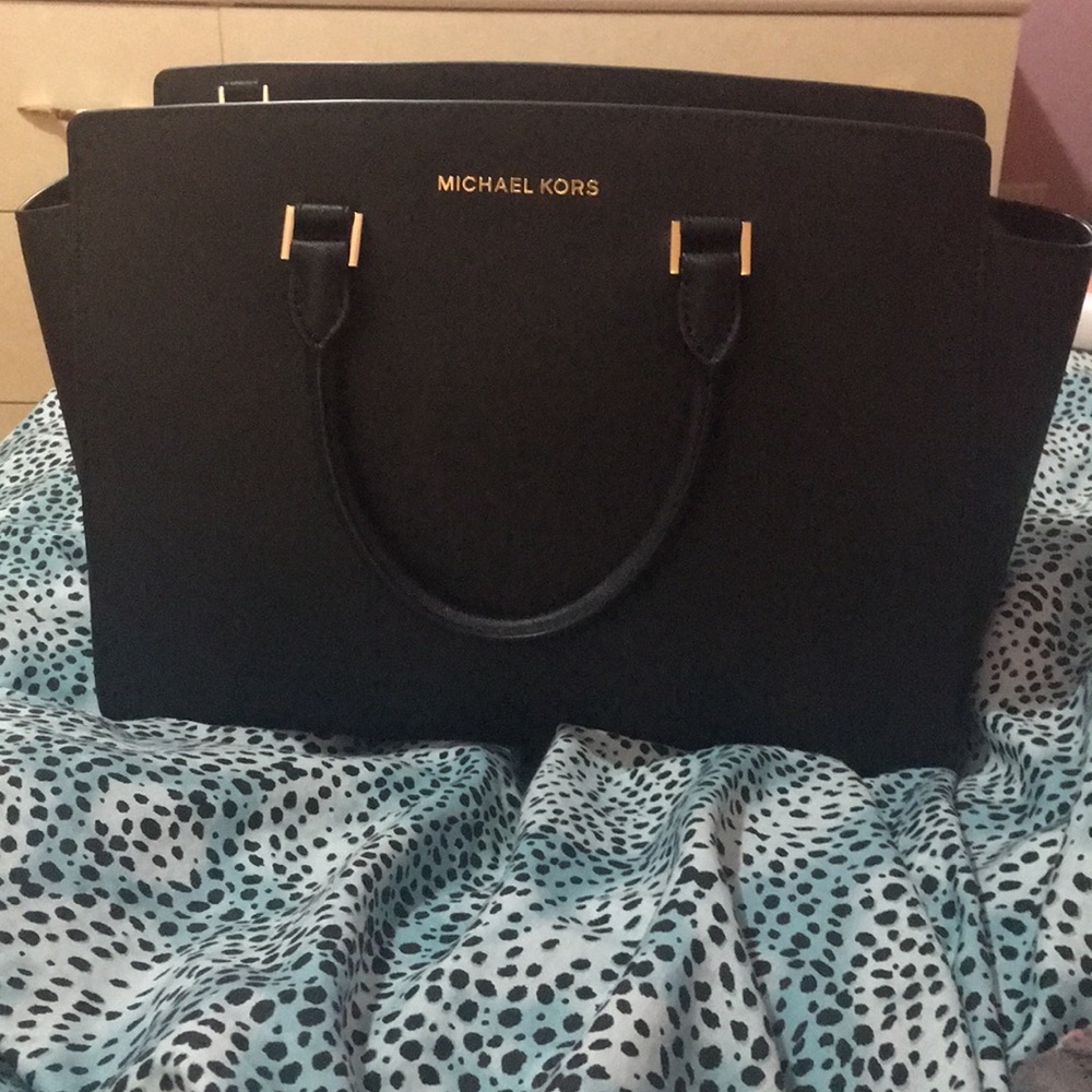 Michael Kors Selma Large Leather Bag